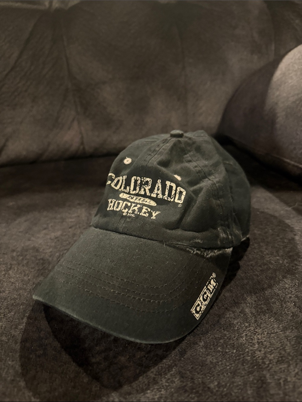 Colorado Avalanche CCM Hockey Distressed Vintage Black Baseball Cap